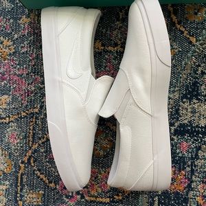 Nike SB Charge Slip On Tennis Shoes